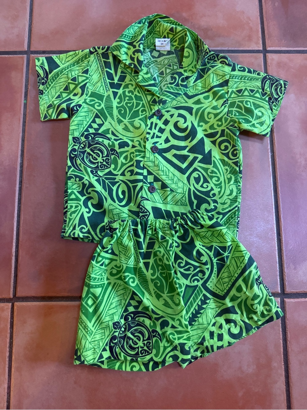 Kids Green Patterned Pajama Set - Short Sleeve Top & Shorts